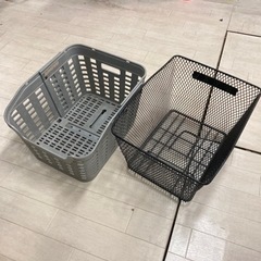 【取引中】自転車後部荷台用カゴ　２つの画像