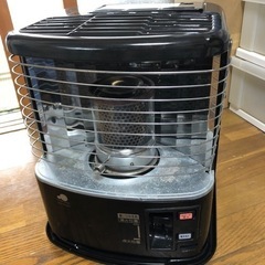 2012年製石油ストーブ