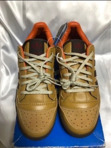超貴重品　adidas originals DECADE LOワールドカップバトルパック