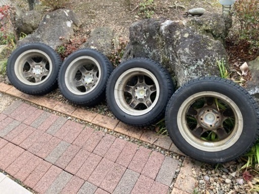 バリ山　155/65R13 スタッドレス BLIZZAK  VRX 2020年製造