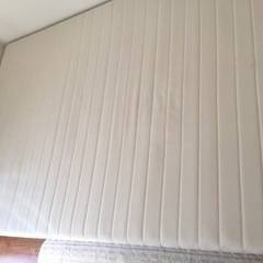 ダブルベッドの画像