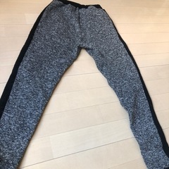 ✨美品✨ズボン　スウェット　ジャージ　暖かい　裏毛　おしゃれ　サイズ160 の画像