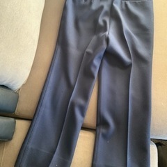 冬物厚手のスラックスの画像