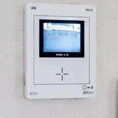 ※現金3万円プレゼント！太陽光発電、防犯カメラ＆インターフォン付きで、収納たっぷりお洒落なお部屋のご紹介です！【204号室】 - 賃貸（マンション/一戸建て）