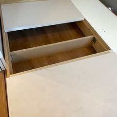 ニトリ　クイーン　ベッド　ベッドフレーム　収納付きの画像