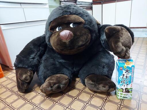 ゴリラのぬいぐるみ