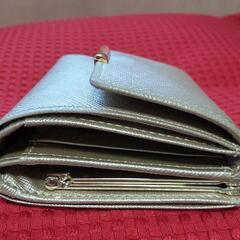 ungaro 財布　がま口財布　金色　の画像