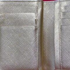 ungaro 財布　がま口財布　金色　の画像