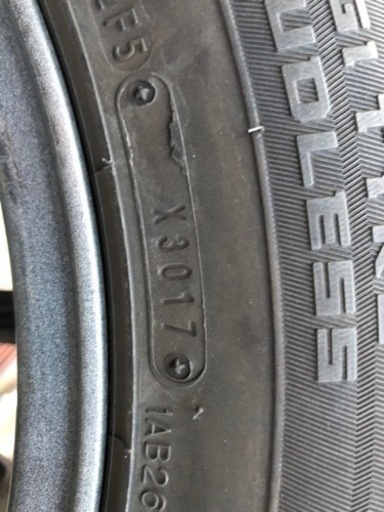 スタッドレスタイヤ225/65R17