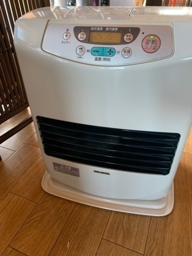 コロナ　ファンヒーター