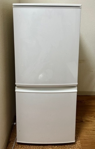 SHARP 冷蔵庫　SJ-D14A-W　137l 2015年製