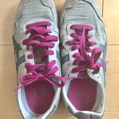 【USED】オニツカタイガー　細身スニーカー　23㎝の画像
