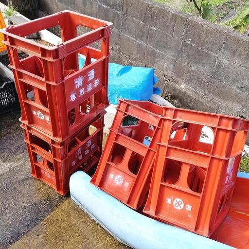 昭和レトロ】酒ケース 赤 一升瓶 清酒 専用箱 (エイオケンセツ) 南生駒