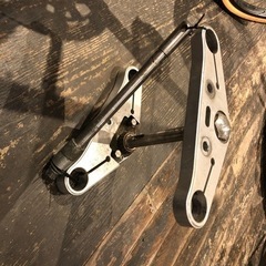 ハーレー　Φ39用ワイドトリプルツリー　