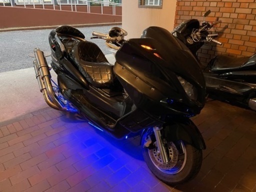 マジェスティ C 250 ツインマフラー　2本出し　カチアゲ　今週限定　送料込 YAMAHAマジェスティーc】 オールブラックデュアルマフラーフル