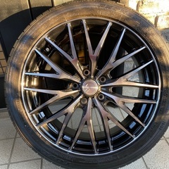 18インチアルミホイール＋215/45/R18タイヤ付4本セット