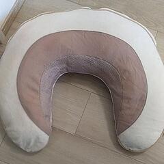 授乳まくら　AILEBEBE