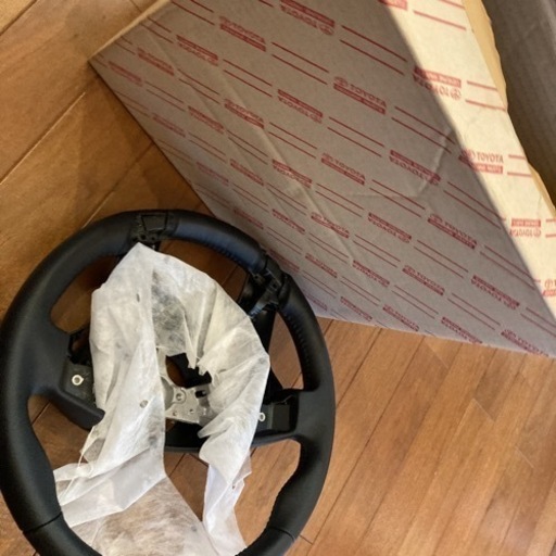 TOYOTA プラド純正　ハンドル