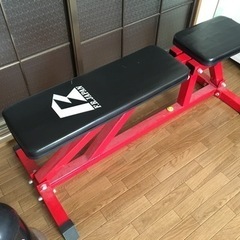 トレーニングペンチ　ベンチプレス　筋トレ