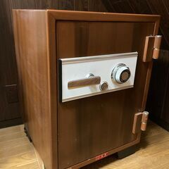 耐火金庫（昭和）　差し上げます