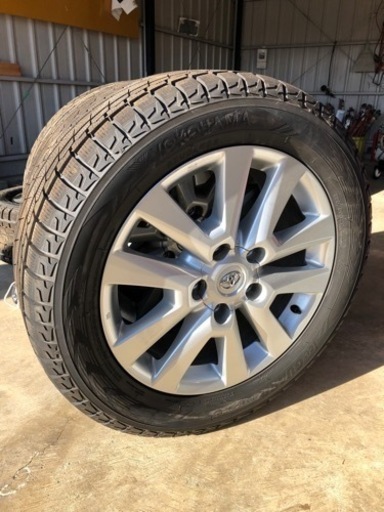 値下げ❗️TOYOTAランクル200ZX純正ホイール　スタッドレス付き