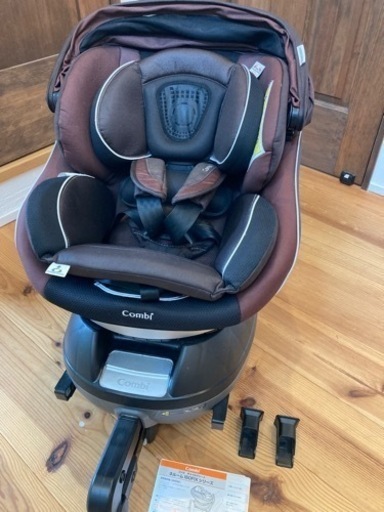 コンビチャイルドシートネルーム　ISOFIXシリーズ