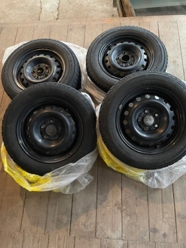 スタッドレスタイヤ