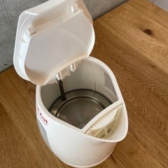 [あげます] T-fal ティファール TASSE タス 1.5L 電気ケトル 電気ポットの画像