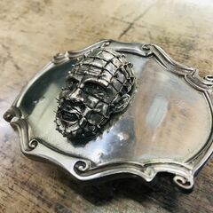 ヘルレイザー バックルの画像