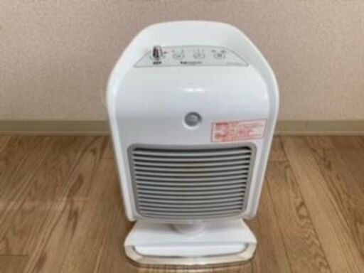 小泉成器｢セラミックヒーター KCH-0820　ピンク色｣