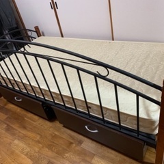 ニトリ製品引き出し付き
