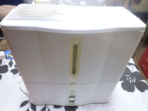 （お渡し者様が決まりましたので質問を終了させて頂きます）式アロマ加湿器（IMT-25SW）中古