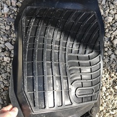 軽トラなどにいかがですしょう足マット一枚