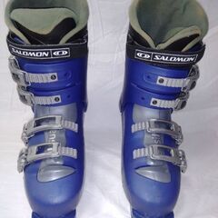 《値下げしました》SALMONのスキーブーツ27.5ｾﾝﾁソール...