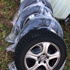 スタッドレスタイヤ