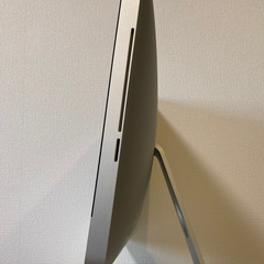 iMac【21.5-inch, Mid 2011】ジャンク品　HDDなしの画像