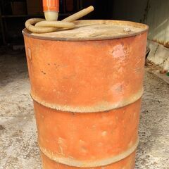 【無料】ドラム缶　中古　灯油ポンプ付き