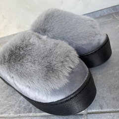 ほぼ新品★ファーパンプス★の画像