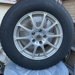 ホイル付きスタッドレスタイヤ　16インチ　4本セット(値下げ)の画像