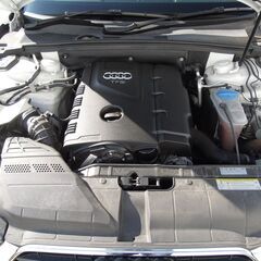 25年 アウディA4アバント 2.0TFSi Sラインパッケージ HDDナビ/TV/バックカメラ/HID/H革/ドラレコ/ETC/52,588kmの画像
