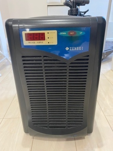 【取引中】ゼンスイ　水槽用クーラー　ZR-130E