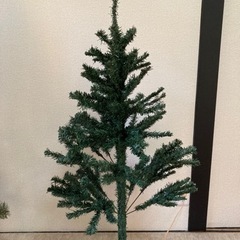クリスマスツリー　ニトリ　120cm (飾り無し)