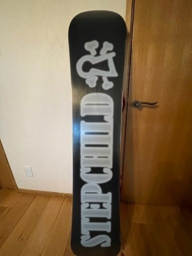 ☆ステップチャイルドのスノーボード☆ヴァインディング付き