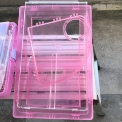 ハムスターや小動物のカゴの画像