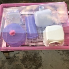 ハムスターや小動物のカゴ