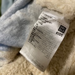 【決まりました】UNIQLO ユニクロ  裏ボア付き　グレーパーカー　キッズ150cmの画像