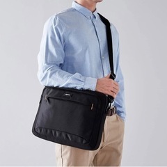 Amazon ベーシック　ラップトップ/タブレットケース 14.1インチ の画像