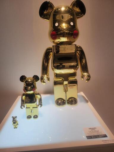 限定品BE@RBRICK ピカチュウ GOLD CHROME Ver.