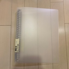 ①【直接引き渡し・新品】無印 バインダー B5・26穴の画像