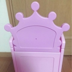  さらに大幅値下げ🌟海外製ディズニープリンセスおもちゃ箱付き椅子の画像